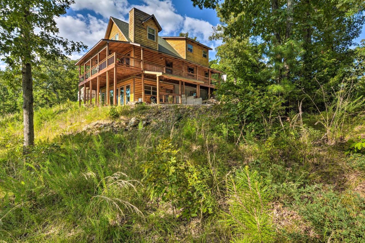 Spacious Log Cabin With Fire Pit And Game Room! Eureka Springs Eksteriør bilde
